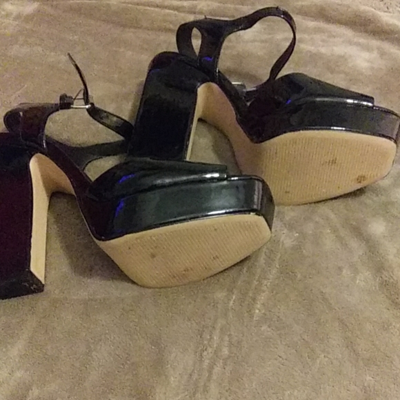 Madden Girl shoes - Picture 3 of 3